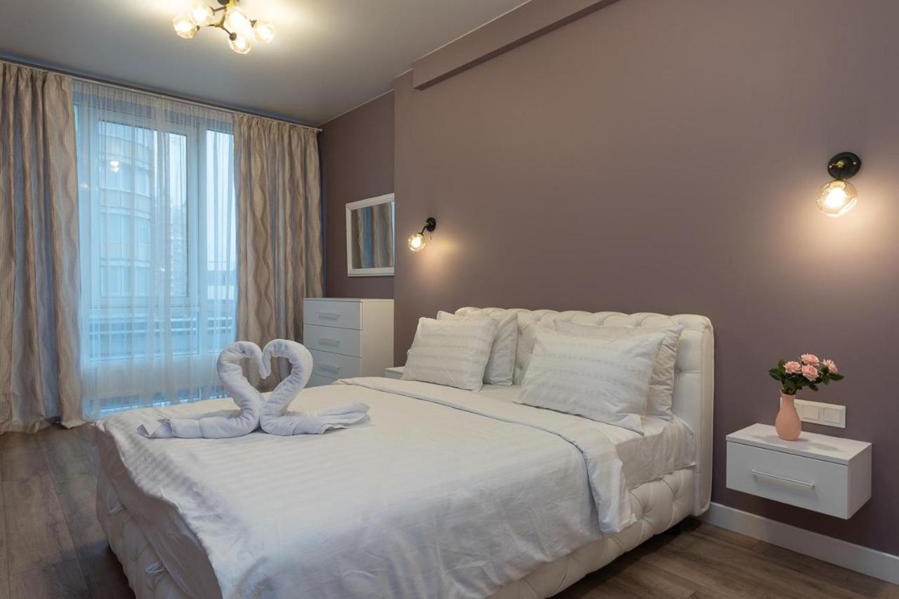 New Modern Apartments. Metro Minskaya Київ Екстер'єр фото